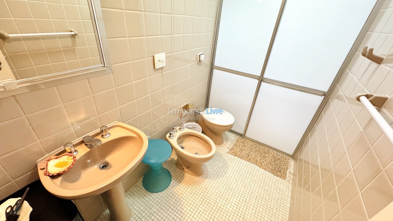 Apartamento para alquiler de vacaciones em Guarujá (Pitangueiras)