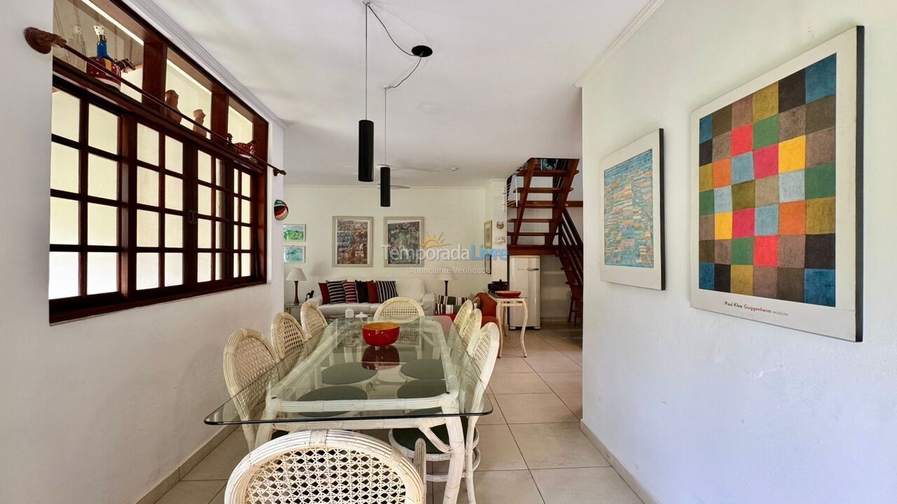 Casa para aluguel de temporada em São Sebastião (Praia da Baleia)