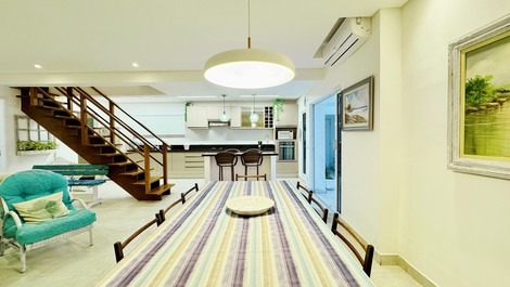 Enseada - Cobertura Quadra Mar - Ar Condicionado - 8 Pessoas