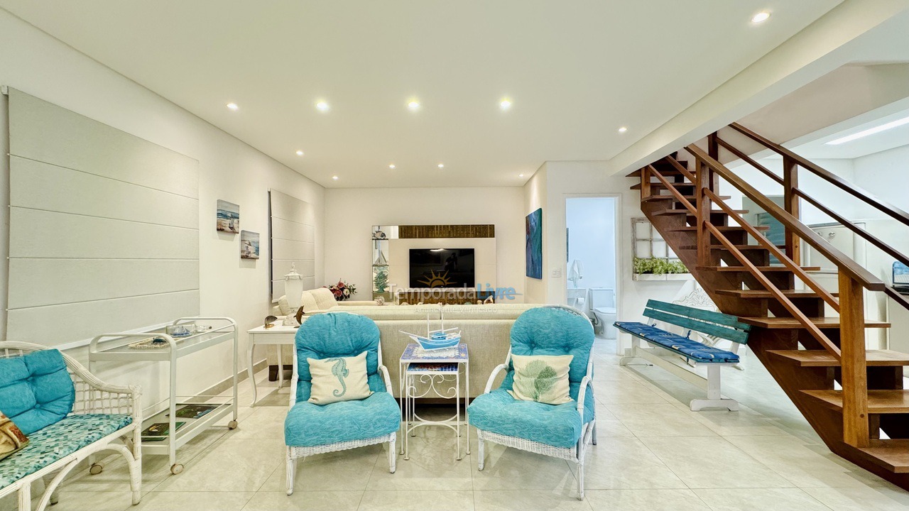 Apartamento para aluguel de temporada em Guarujá (Enseada)