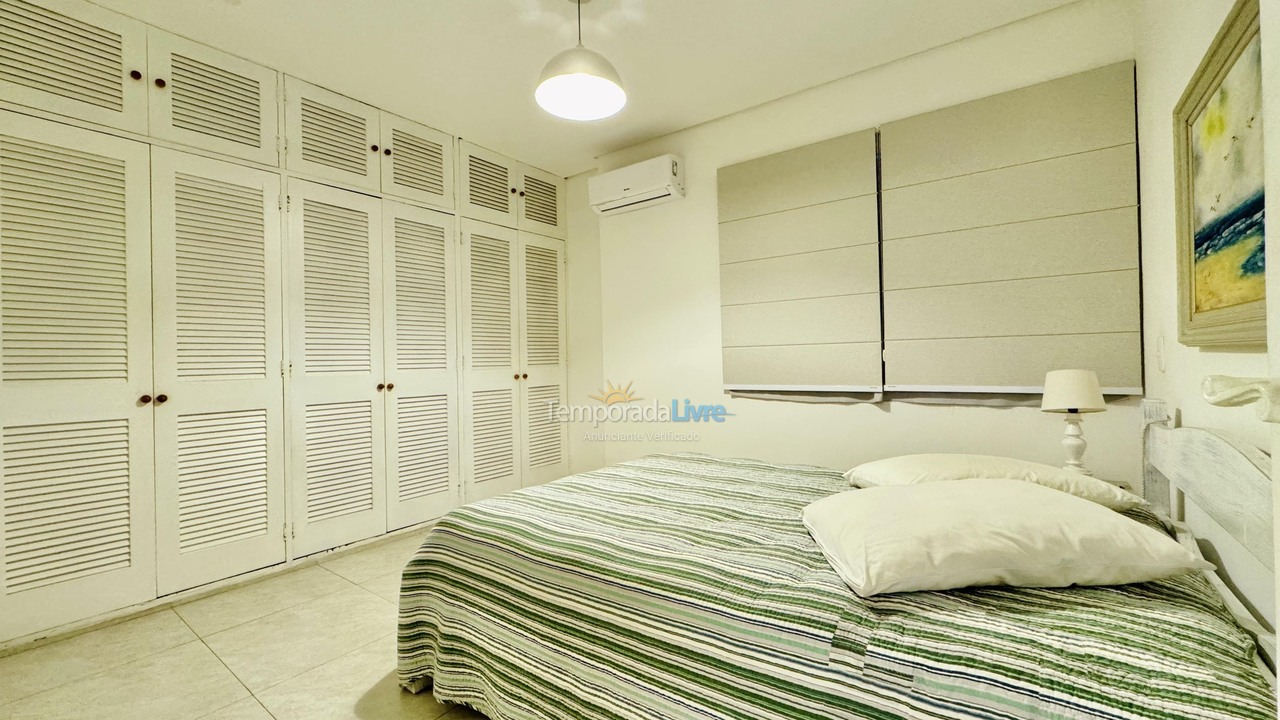 Apartamento para aluguel de temporada em Guarujá (Enseada)