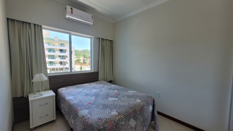Apartment 2 bedrooms Vacation Rental - 200m from the sea of Bombas