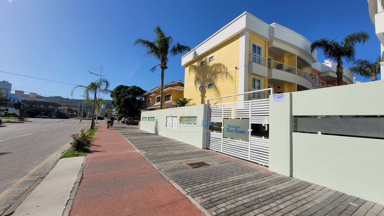 Apartment for vacation rental in Bombinhas (Praia de Bombas)