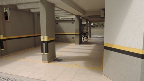 Ajuste 1 dormitorio a 100 metros de la playa de Bombas Bombinhas SC