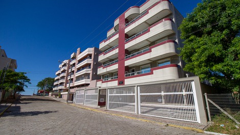 Ajuste 1 dormitorio a 100 metros de la playa de Bombas Bombinhas SC