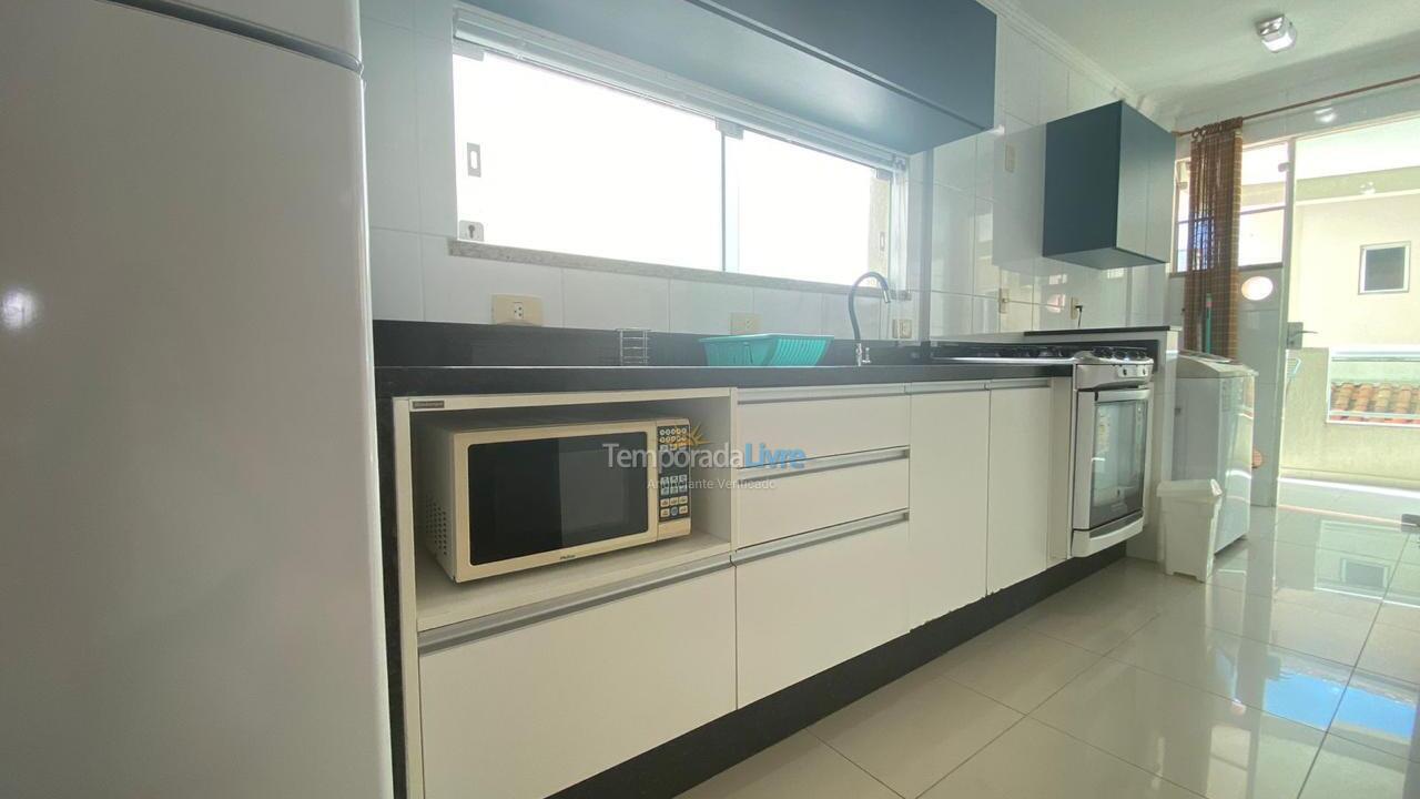 Apartamento para alquiler de vacaciones em Bombinhas (Praia de Bombas)