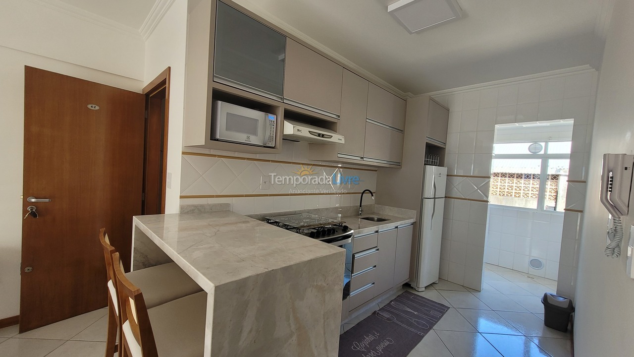 Apartamento para alquiler de vacaciones em Bombinhas (Praia de Bombas)