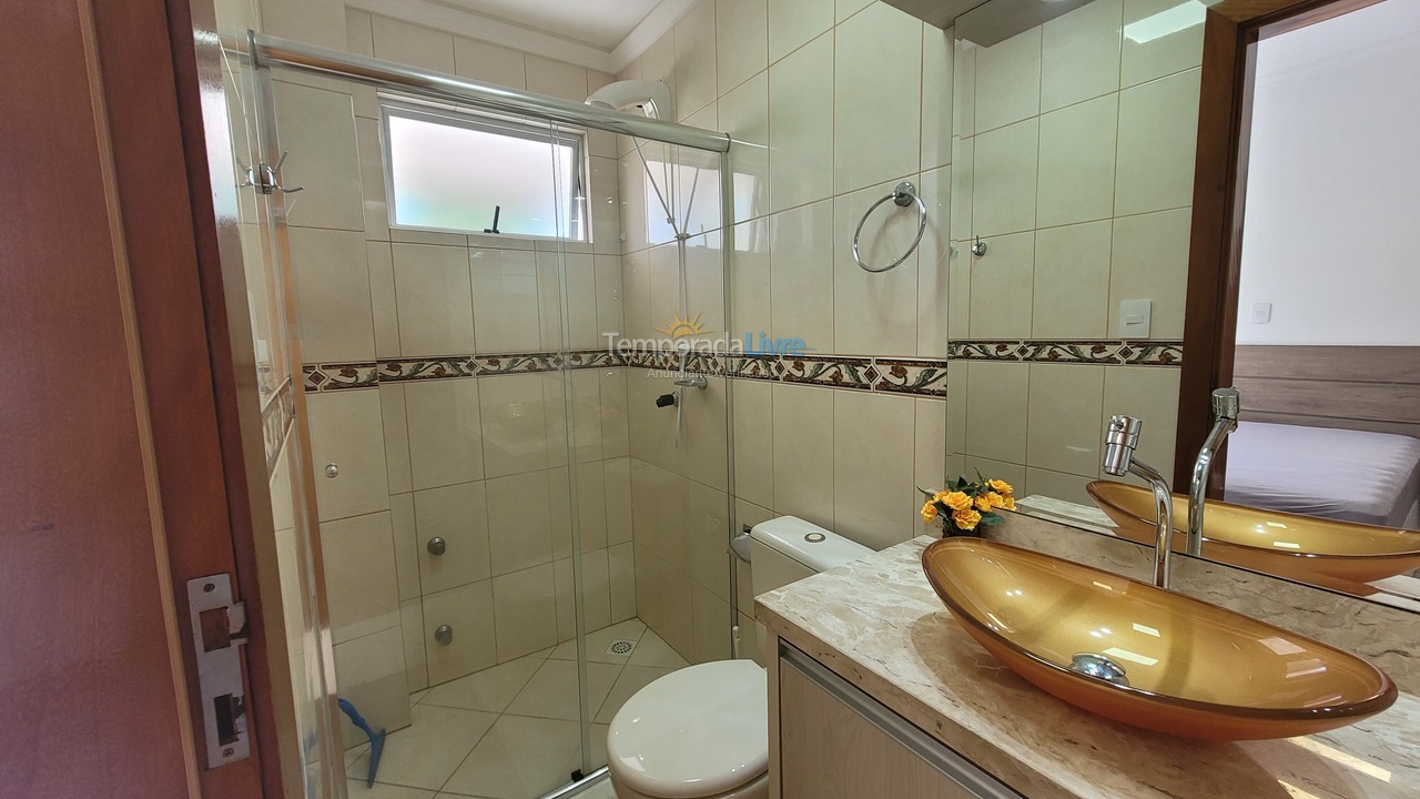 Apartamento para alquiler de vacaciones em Bombinhas (Praia de Bombas)