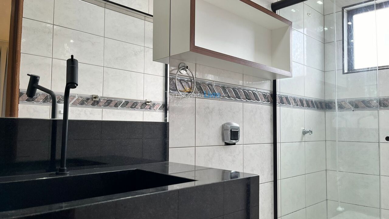 Apartment for vacation rental in Bombinhas (Praia de Bombas)