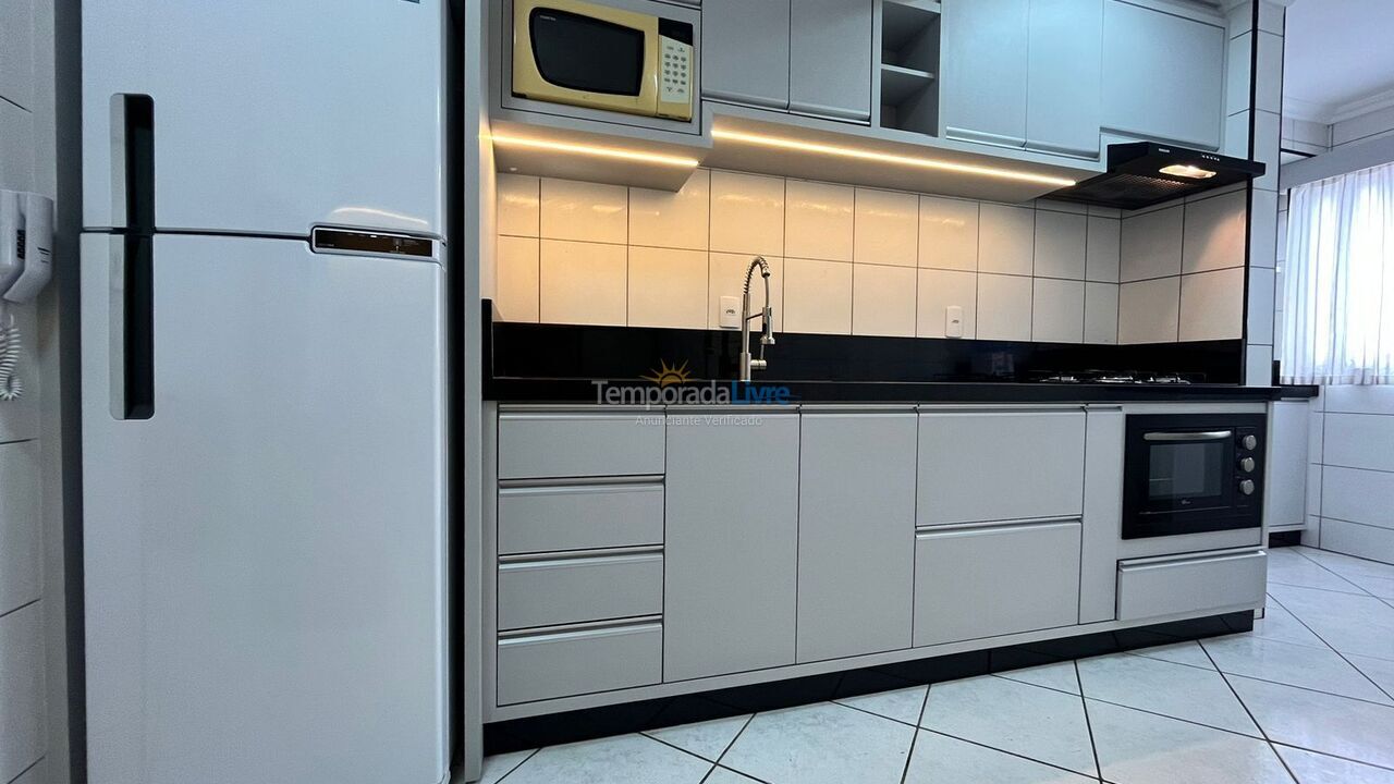 Apartment for vacation rental in Bombinhas (Praia de Bombas)