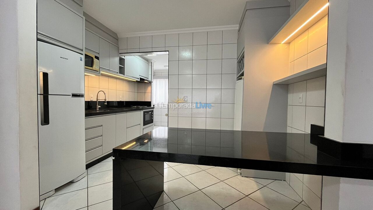 Apartment for vacation rental in Bombinhas (Praia de Bombas)