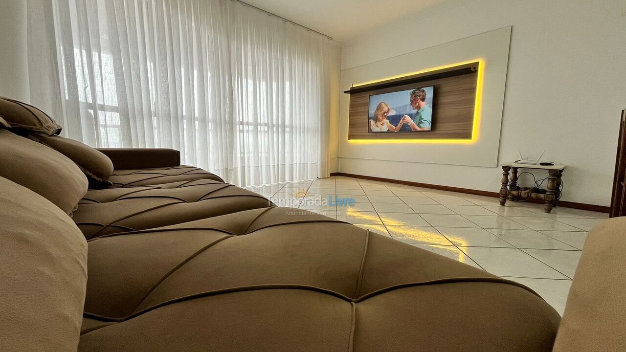 Apartment for vacation rental in Bombinhas (Praia de Bombas)