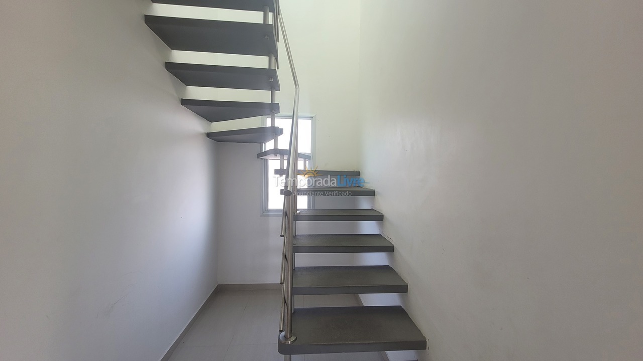 Apartamento para aluguel de temporada em Bombinhas (Praia de Bombas)