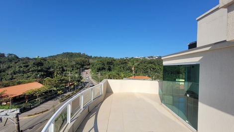 Linda cobertura com vista para o mar de Bombas para 6 pessoas