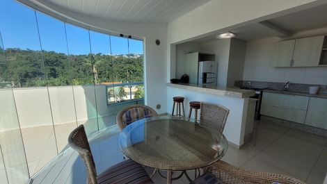 Linda cobertura com vista para o mar de Bombas para 6 pessoas