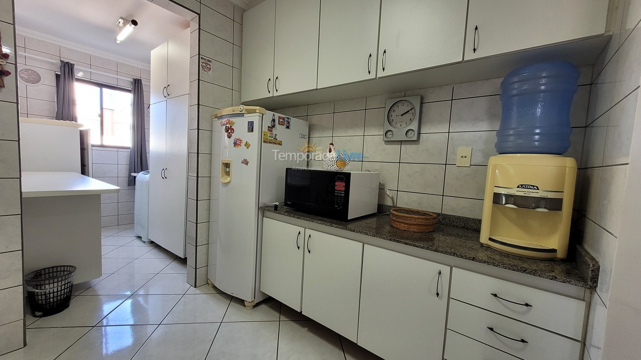 Apartment for vacation rental in Bombinhas (Praia de Bombas)