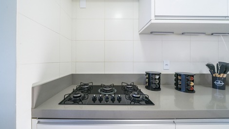 Casa alto padrão na beira mar de Zimbros para 12 pessoas