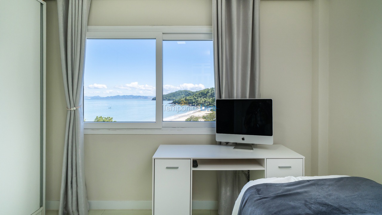 Casa para aluguel de temporada em Bombinhas (Praia de Zimbros)