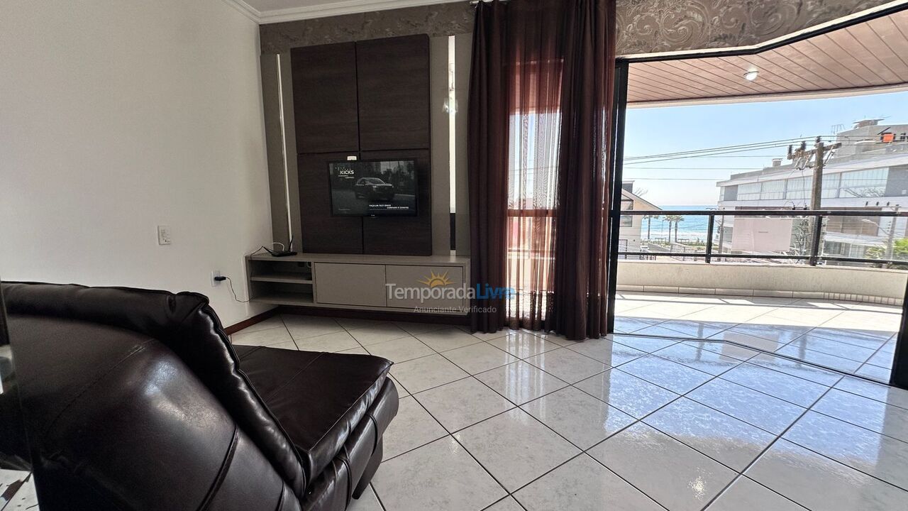 Apartment for vacation rental in Bombinhas (Praia de Bombas)