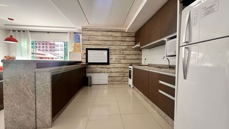 Lindo apto de 3 dormitórios para 9 pessoas em Bombas