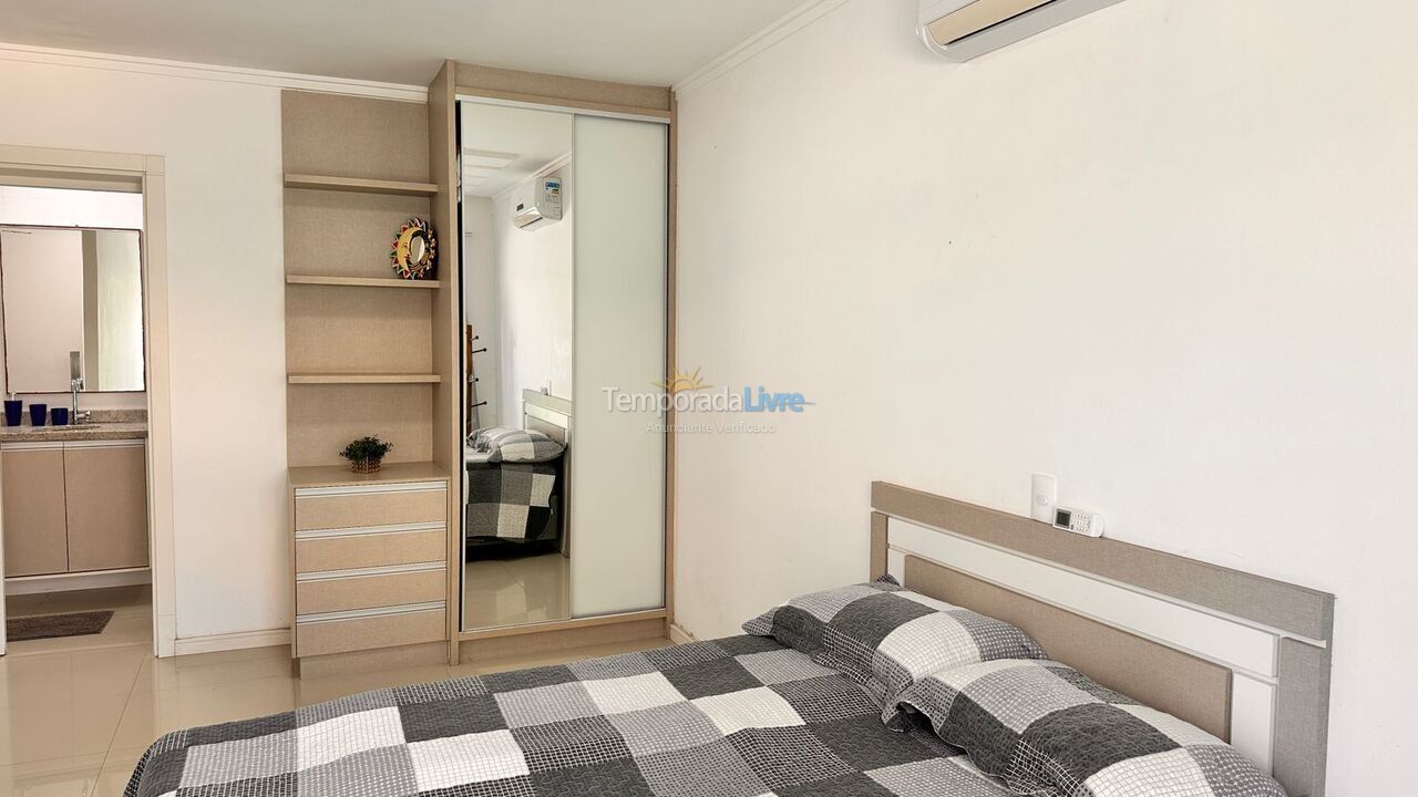 Apartamento para aluguel de temporada em Bombinhas (Praia de Bombas)