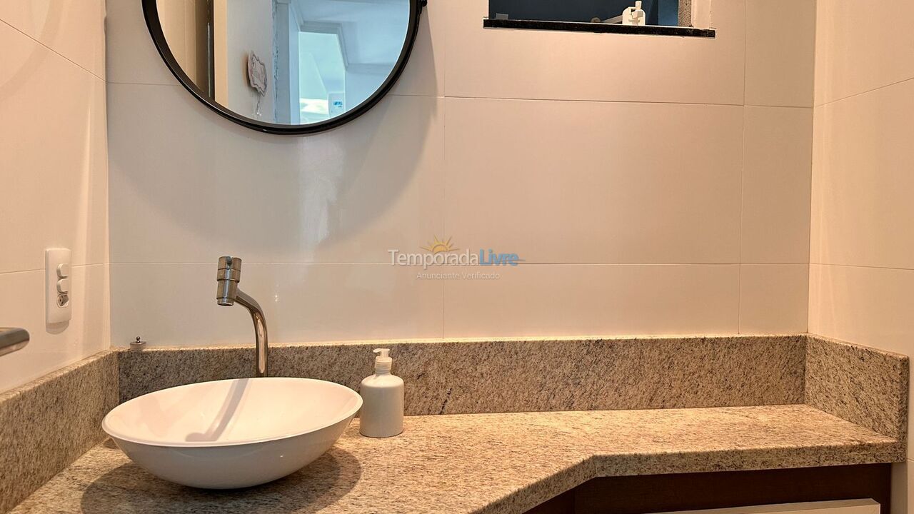 Apartamento para aluguel de temporada em Bombinhas (Praia de Bombas)