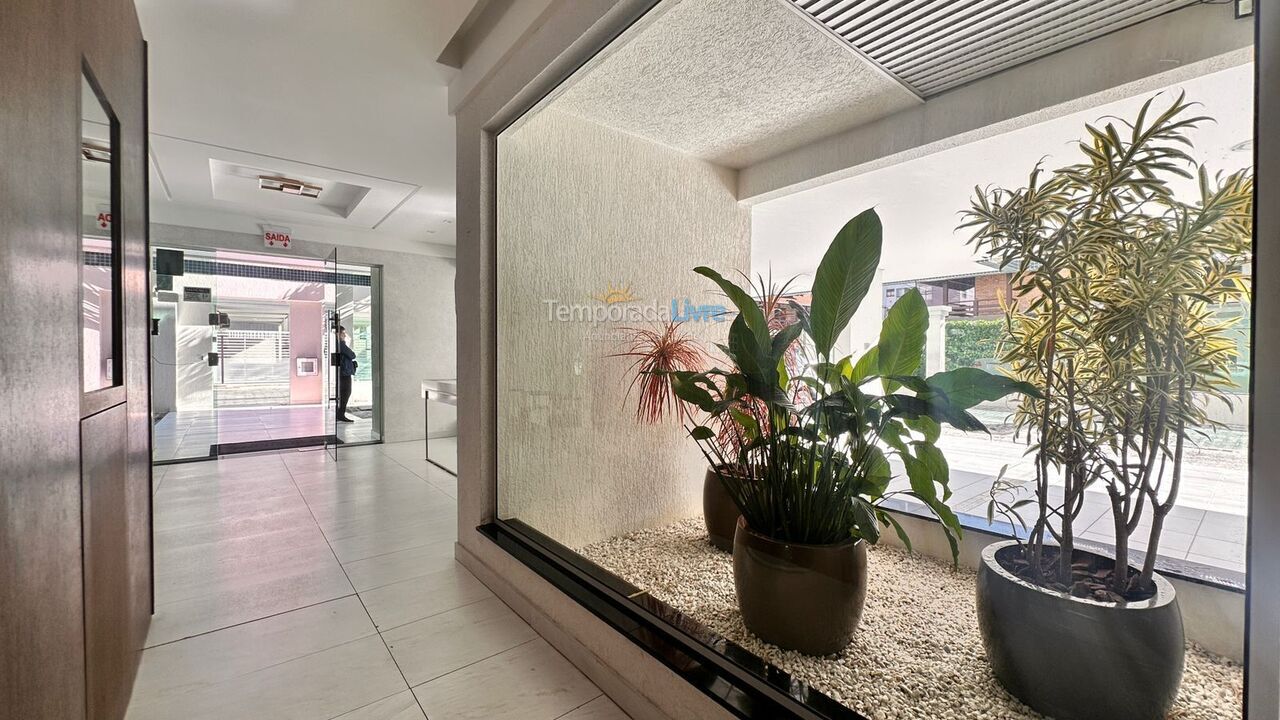 Apartamento para aluguel de temporada em Bombinhas (Praia de Bombas)