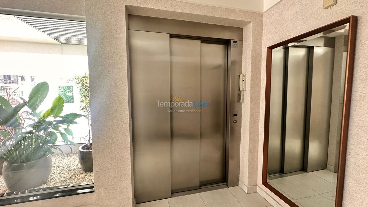 Apartamento para aluguel de temporada em Bombinhas (Praia de Bombas)