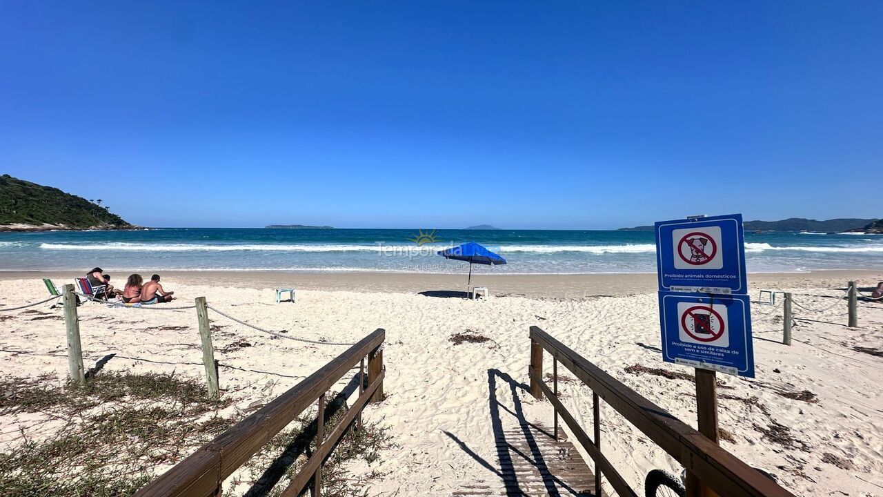 Apartment for vacation rental in Bombinhas (Praia de Quatro Ilhas)