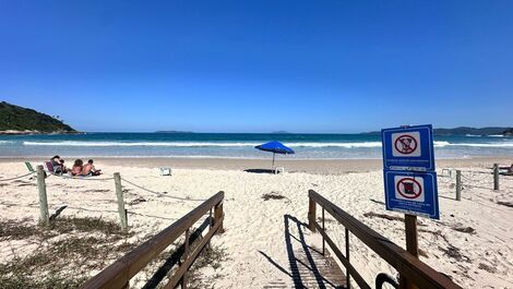 Apartment for 5 people on 4 Ilhas beach with sea view