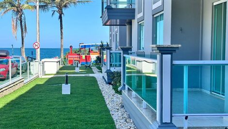 Apartment for 5 people on 4 Ilhas beach with sea view