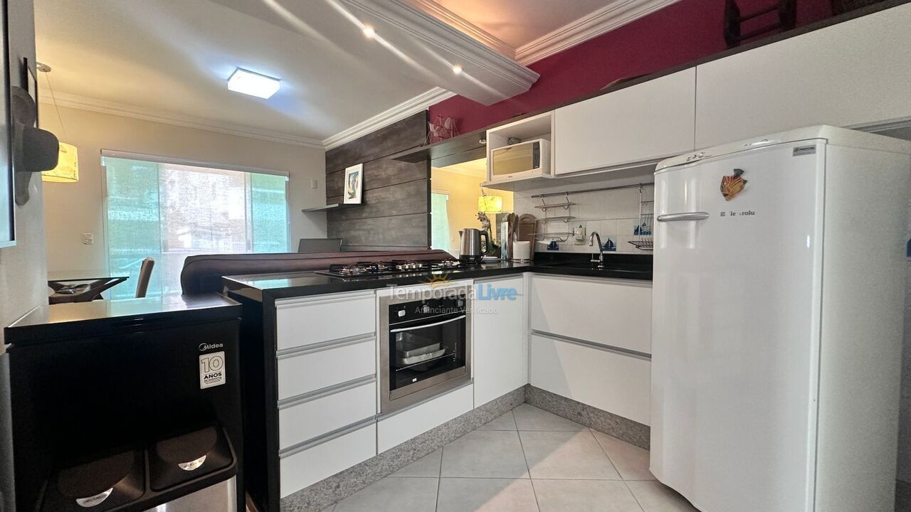 Apartment for vacation rental in Bombinhas (Praia de Quatro Ilhas)