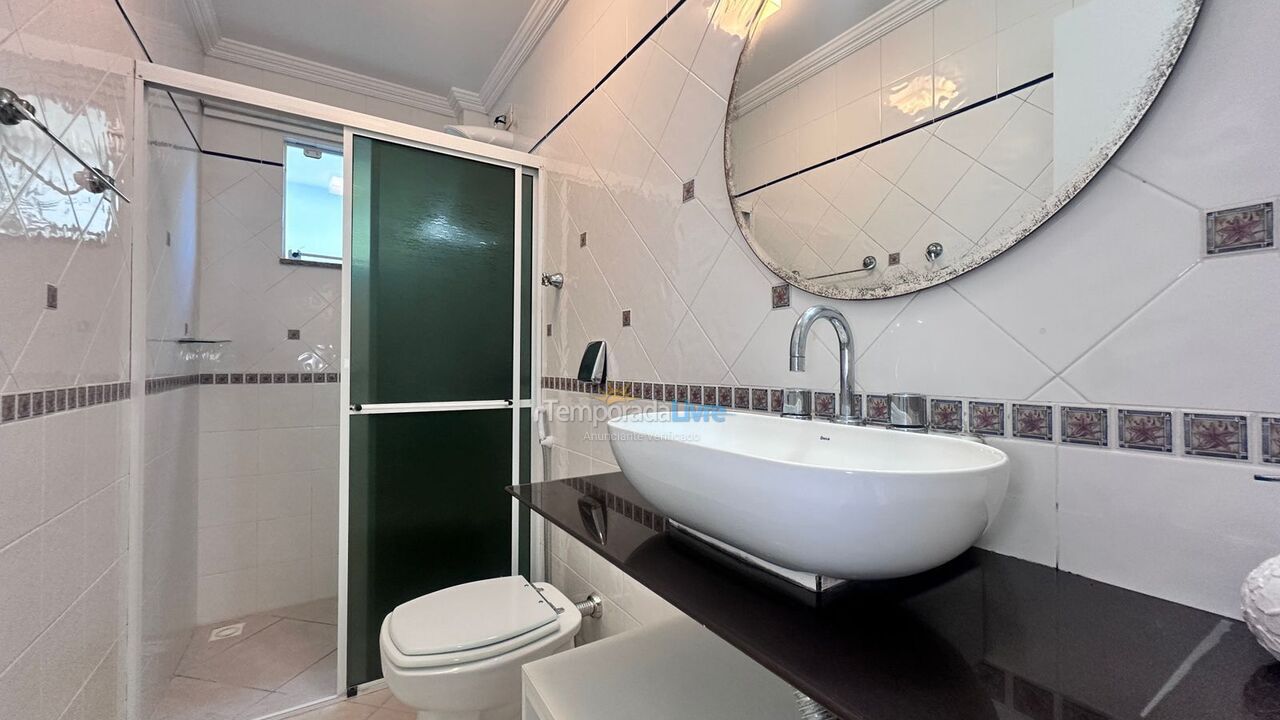 Apartment for vacation rental in Bombinhas (Praia de Quatro Ilhas)