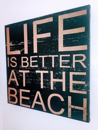 Baleia, 5 people, 2 bedrooms, shared pool, beach service, 2 spaces