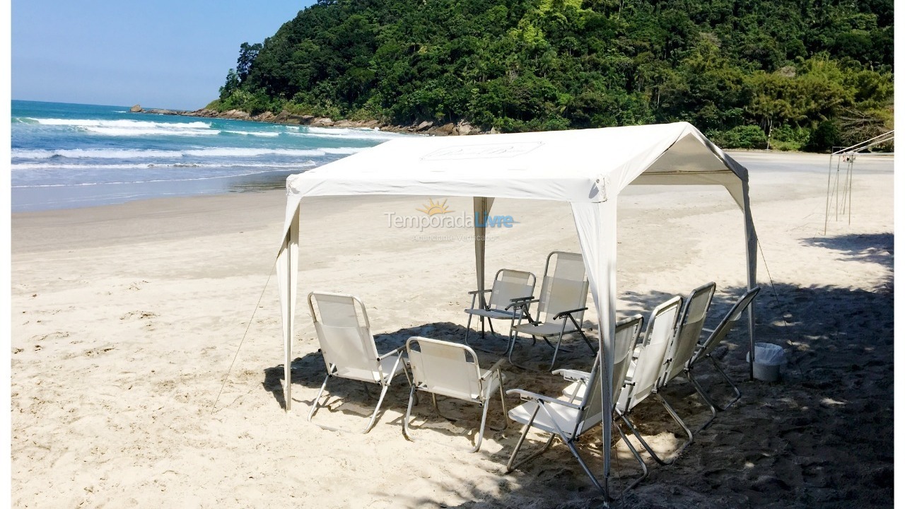Casa para alquiler de vacaciones em São Sebastião (Praia da Baleia Condomínio Baleares)