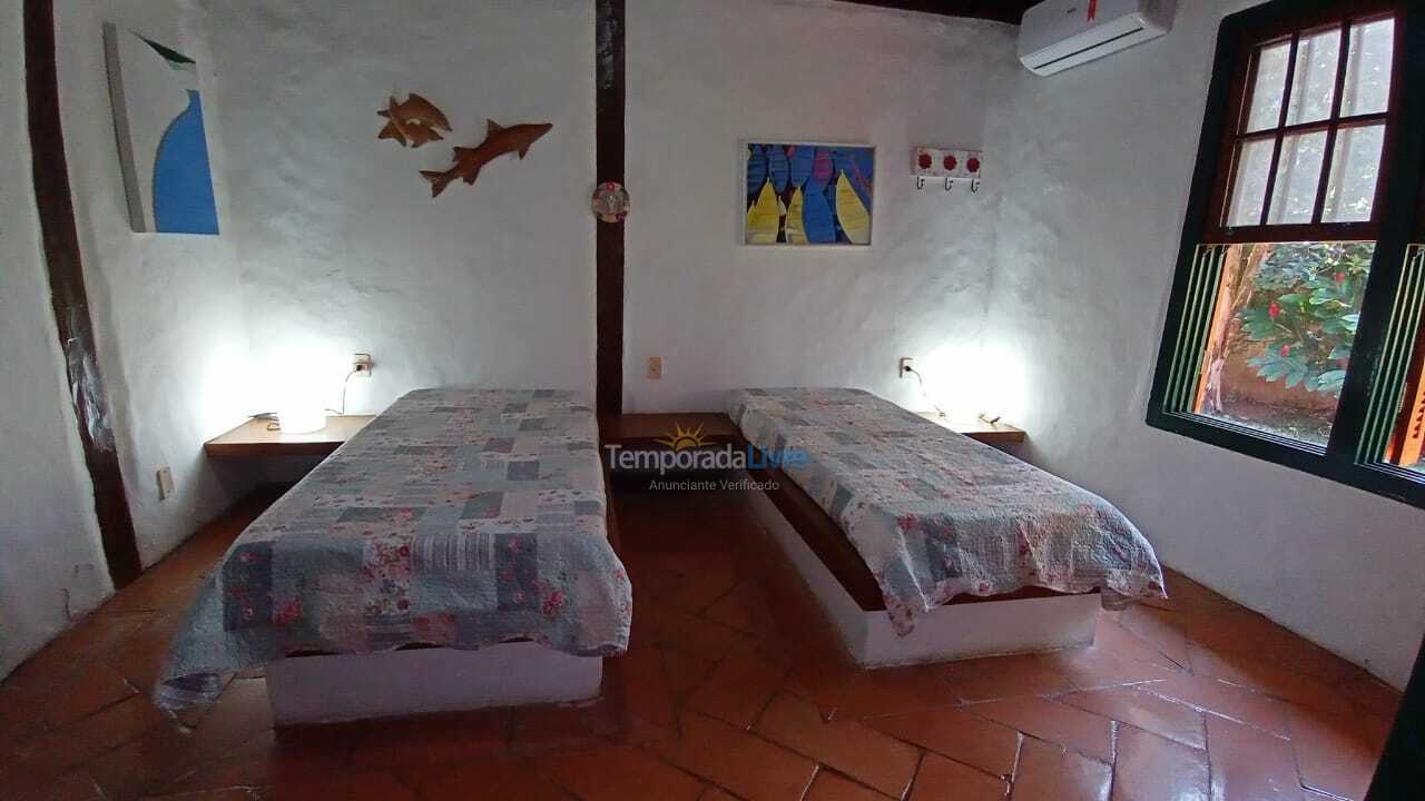 Casa para aluguel de temporada em São Sebastião (Praia da Baleia)