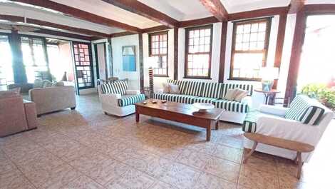 Frente ao mar, pé na areia, 4 quartos, Praia da Baleia, vista mar