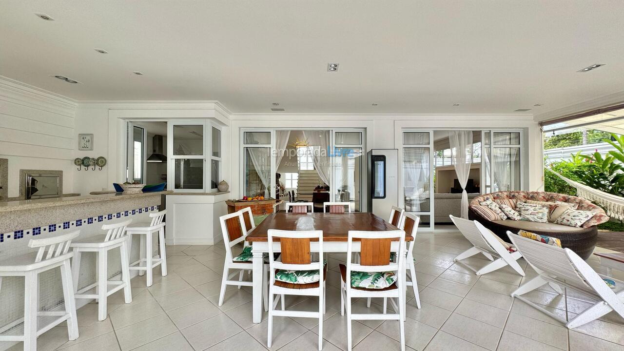 House for vacation rental in São Sebastião (Praia da Baleia)