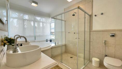 Baleia, rental, 4 suites, pool, barbecue, high standard