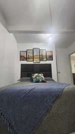 Quarto 1 cama casal e uma de solteiro