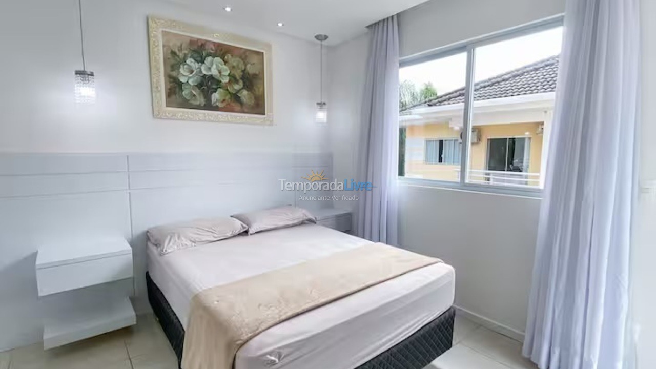 Apartamento para aluguel de temporada em Governador Celso Ramos (Palmas)