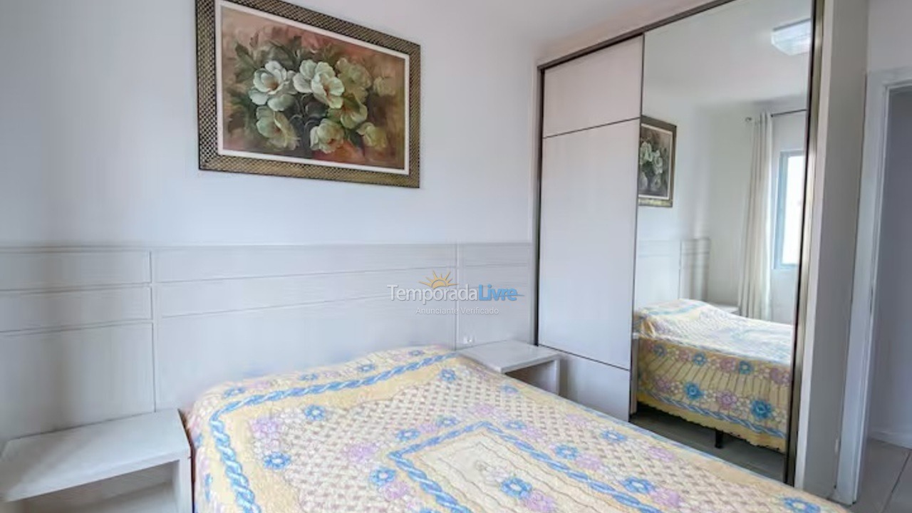 Apartamento para aluguel de temporada em Governador Celso Ramos (Palmas)