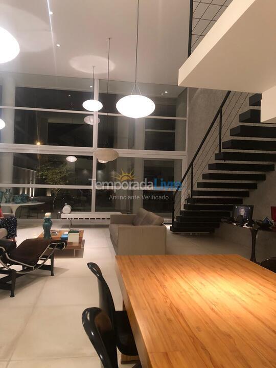 Casa para alquiler de vacaciones em São Sebastião (Barra do Una)