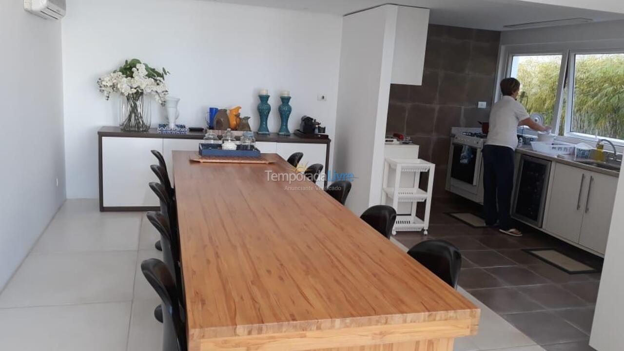 Casa para alquiler de vacaciones em São Sebastião (Barra do Una)