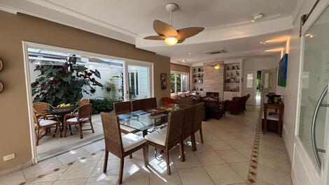 Baleia, 4 suites, 10 personas, piscina privada, instalaciones de ocio completas