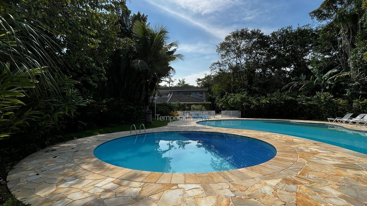 Casa para alquiler de vacaciones em São Sebastião (Praia da Baleia)