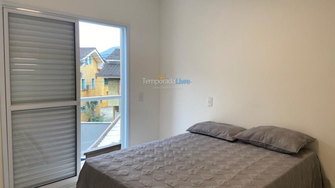 Casa para alquiler de vacaciones em São Sebastião (Camburi)