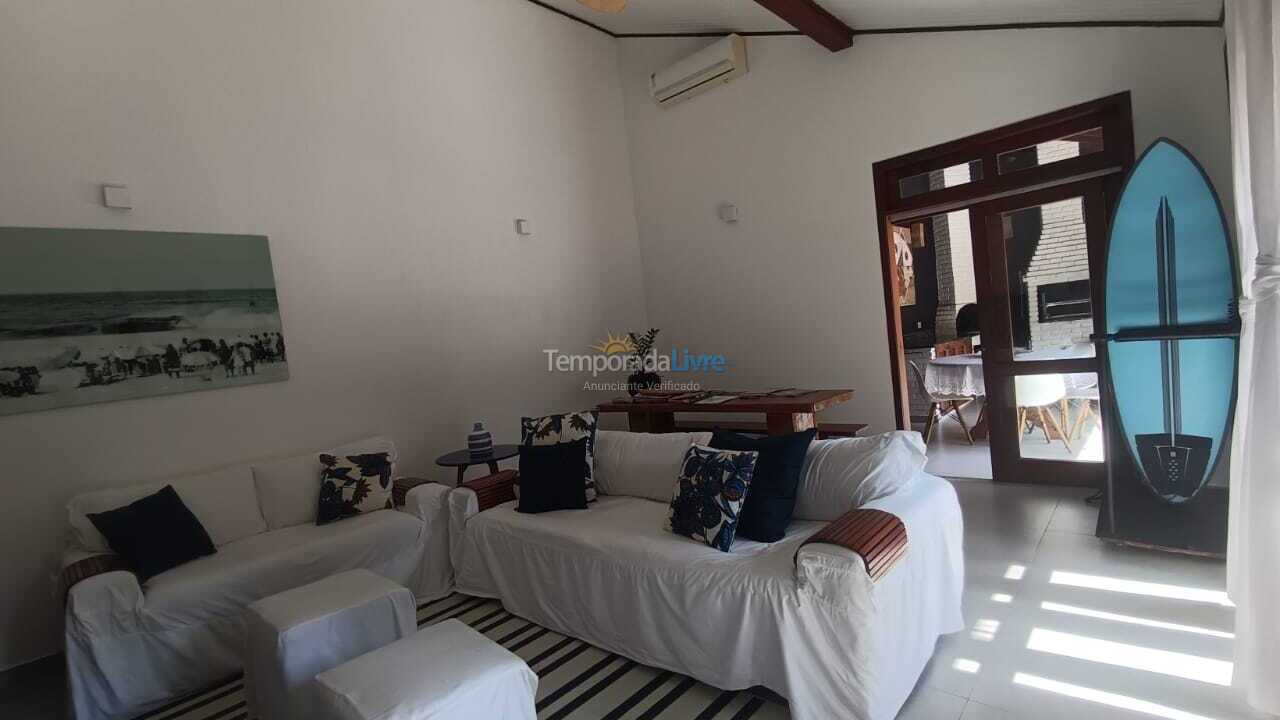 House for vacation rental in São Sebastião (Praia da Baleia)