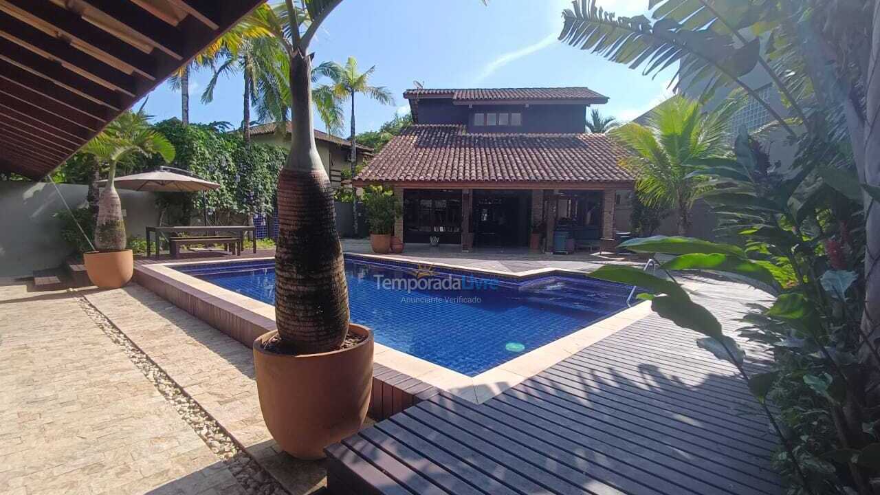 House for vacation rental in São Sebastião (Praia da Baleia)