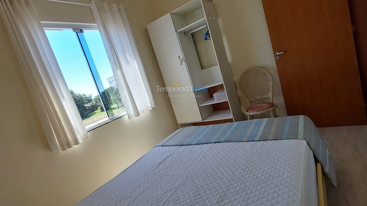 Apartamento para aluguel de temporada em Itapoá (Balneário Rio Gracioso)